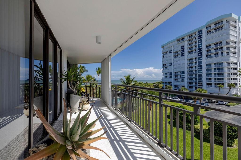 Barclay Beach - Residential