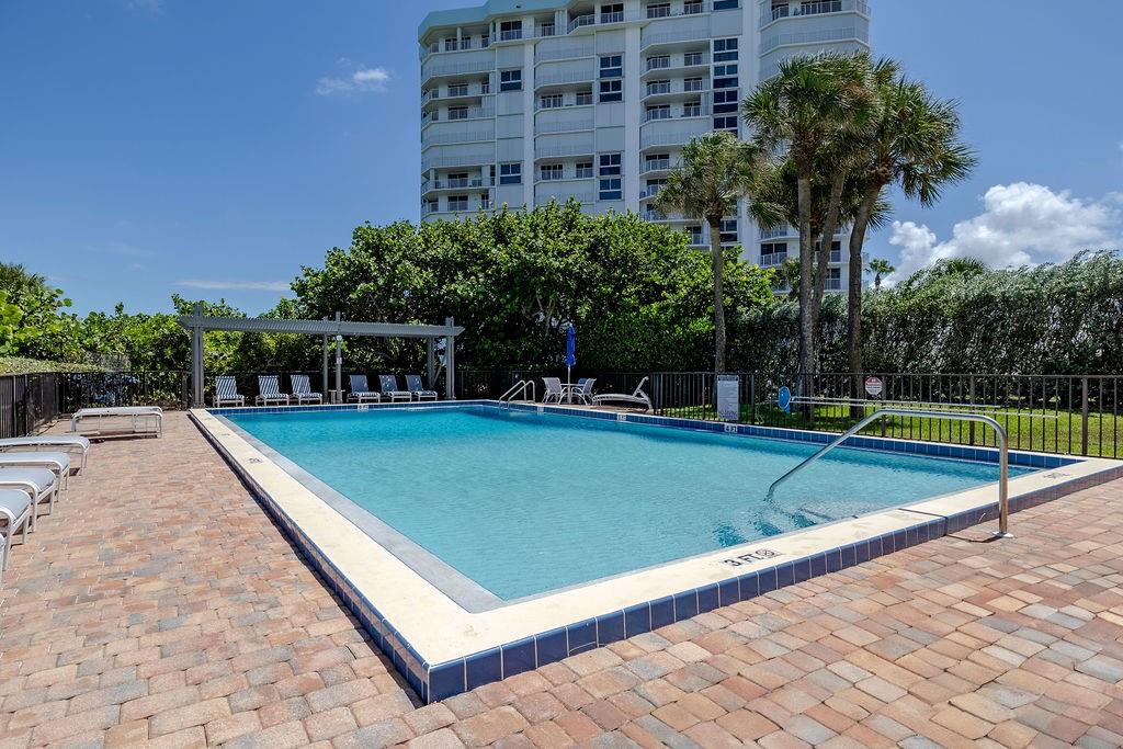 Barclay Beach - Residential
