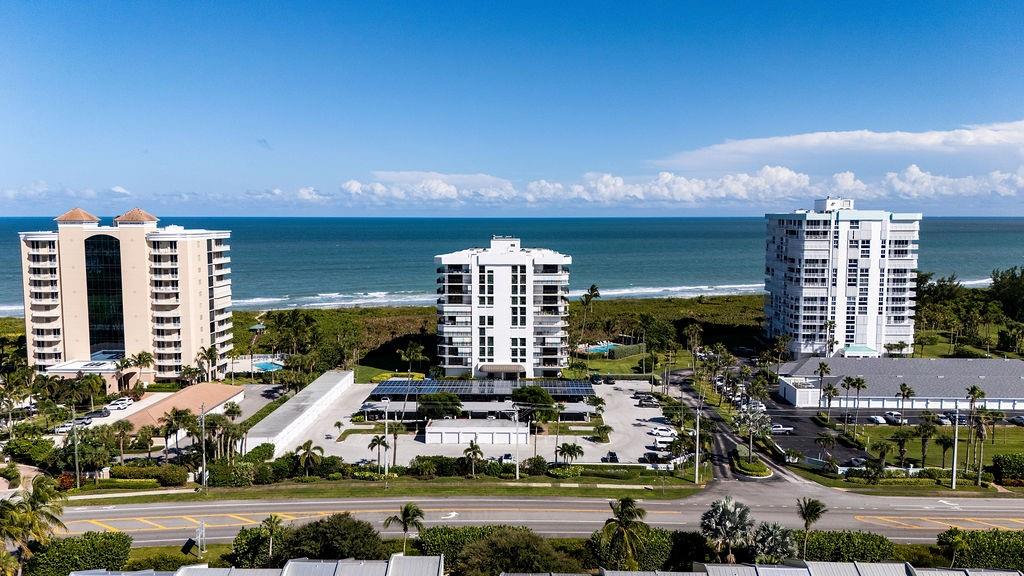 Barclay Beach - Residential