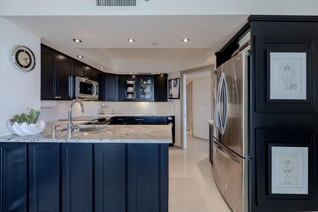 Barclay Beach - Residential