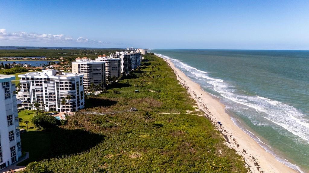 2800 N Highway A1a 408