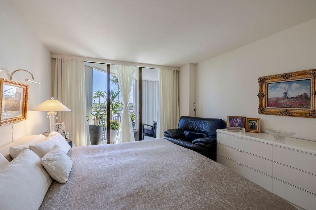 Barclay Beach - Residential