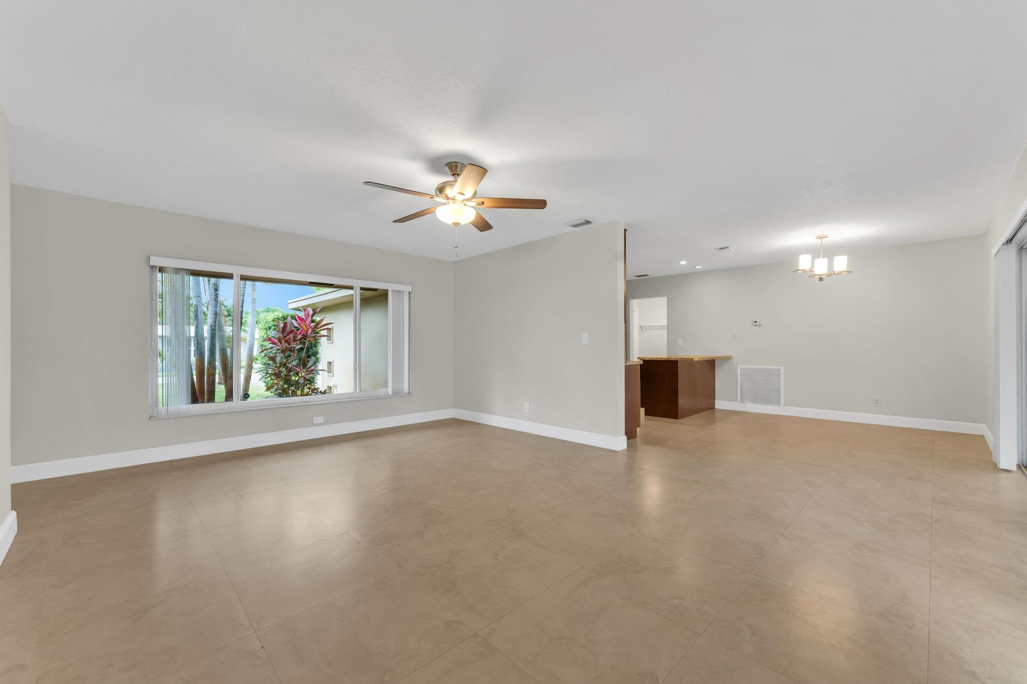 4450 NE 18th Ave