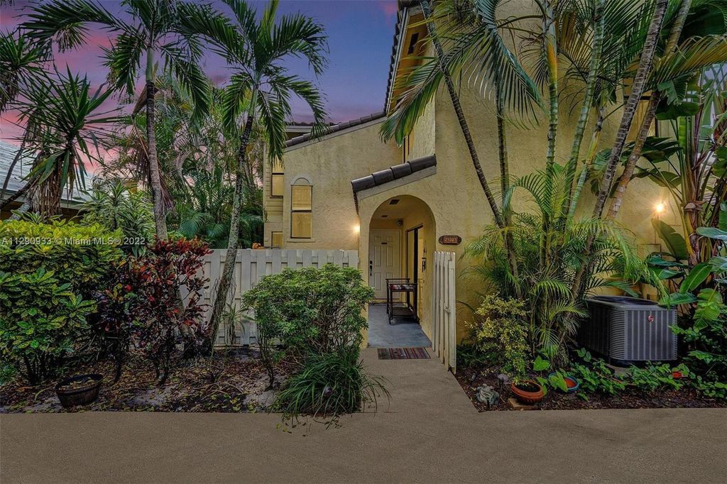 Photo of 22322 Pineapple Walk Drive, Boca Raton, FL 33433 (MLS # B26032364)
