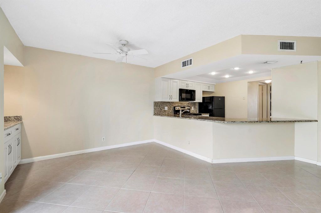 Photo of 1605 S Us Highway 1 #B404, Jupiter, FL 33477 (MLS # R11113076)