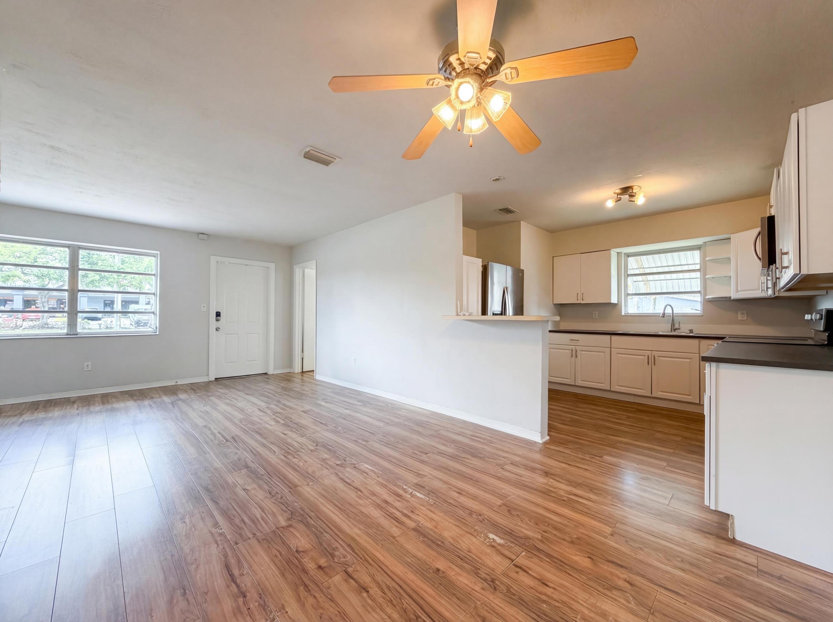 MIAMI GARDENS MANOR 49-47 B - Residential