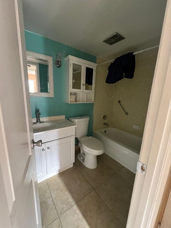 Sunrise Lakes Condo Phase - Residential