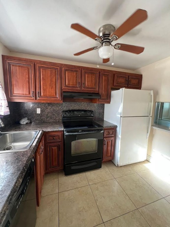 Sunrise Lakes Condo Phase - Residential