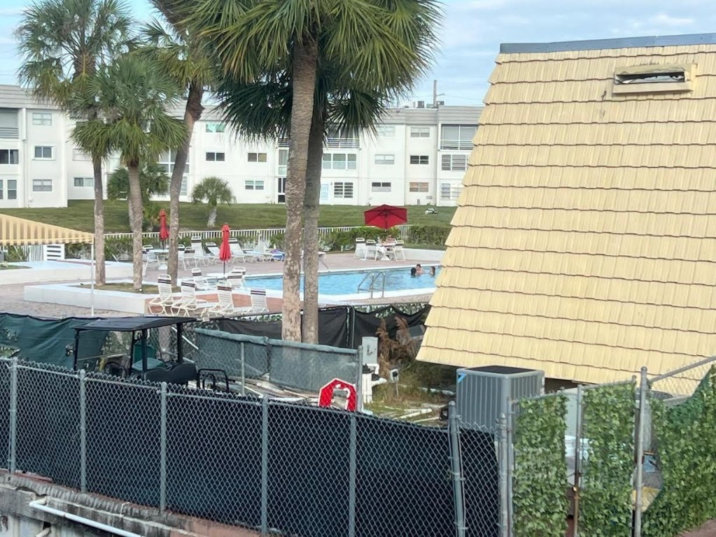 Sunrise Lakes Condo Phase - Residential