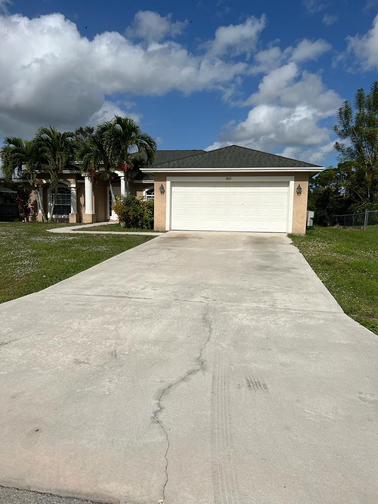 Great floor plan, tile in all living area, carpet in bedrooms. washer and dryer, 2 car garage , large front and back yard, large kitchen with tons of cabinets. recently painted, ready for move in....