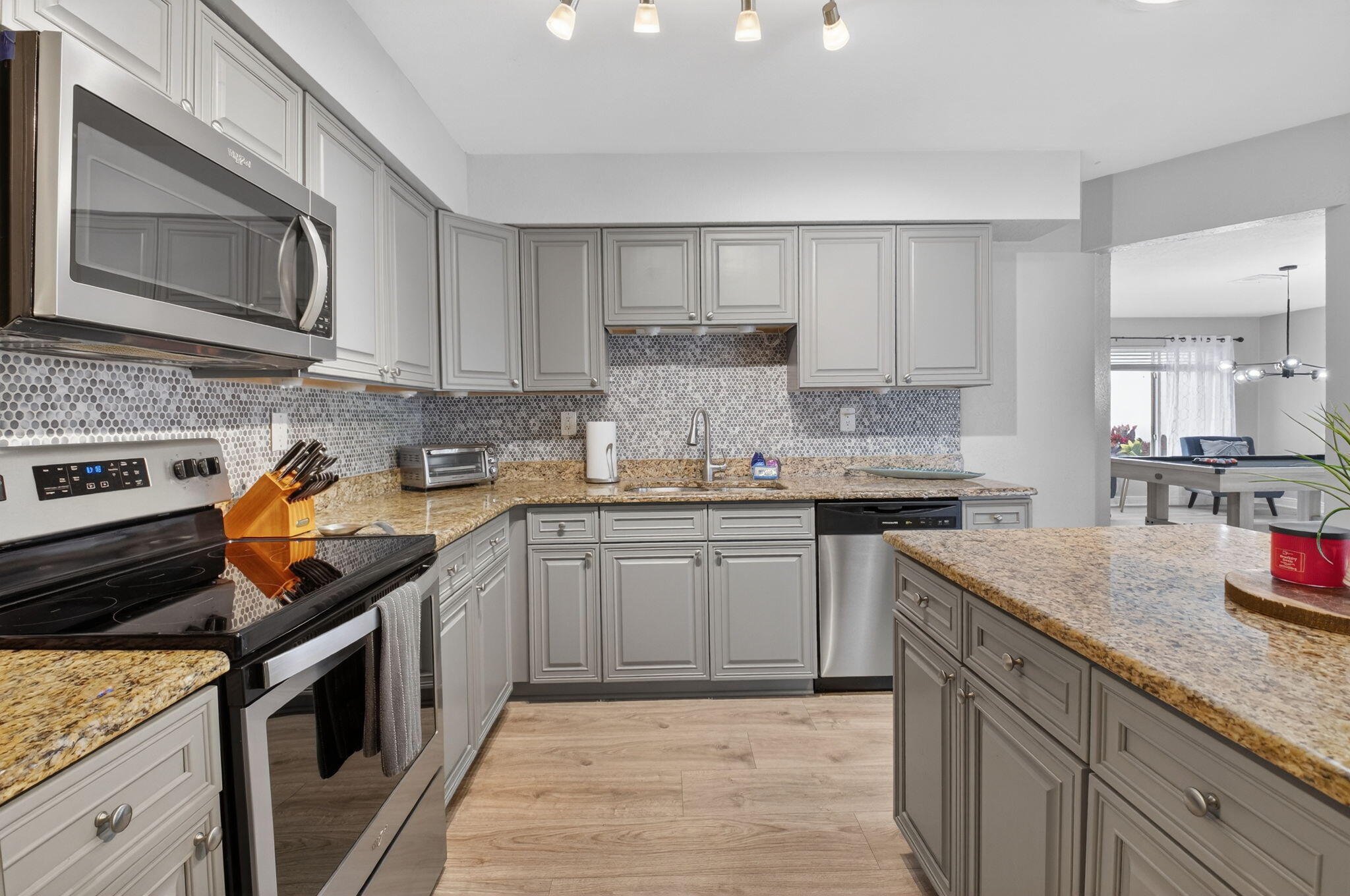 SKY RANCH ESTATES - Residential