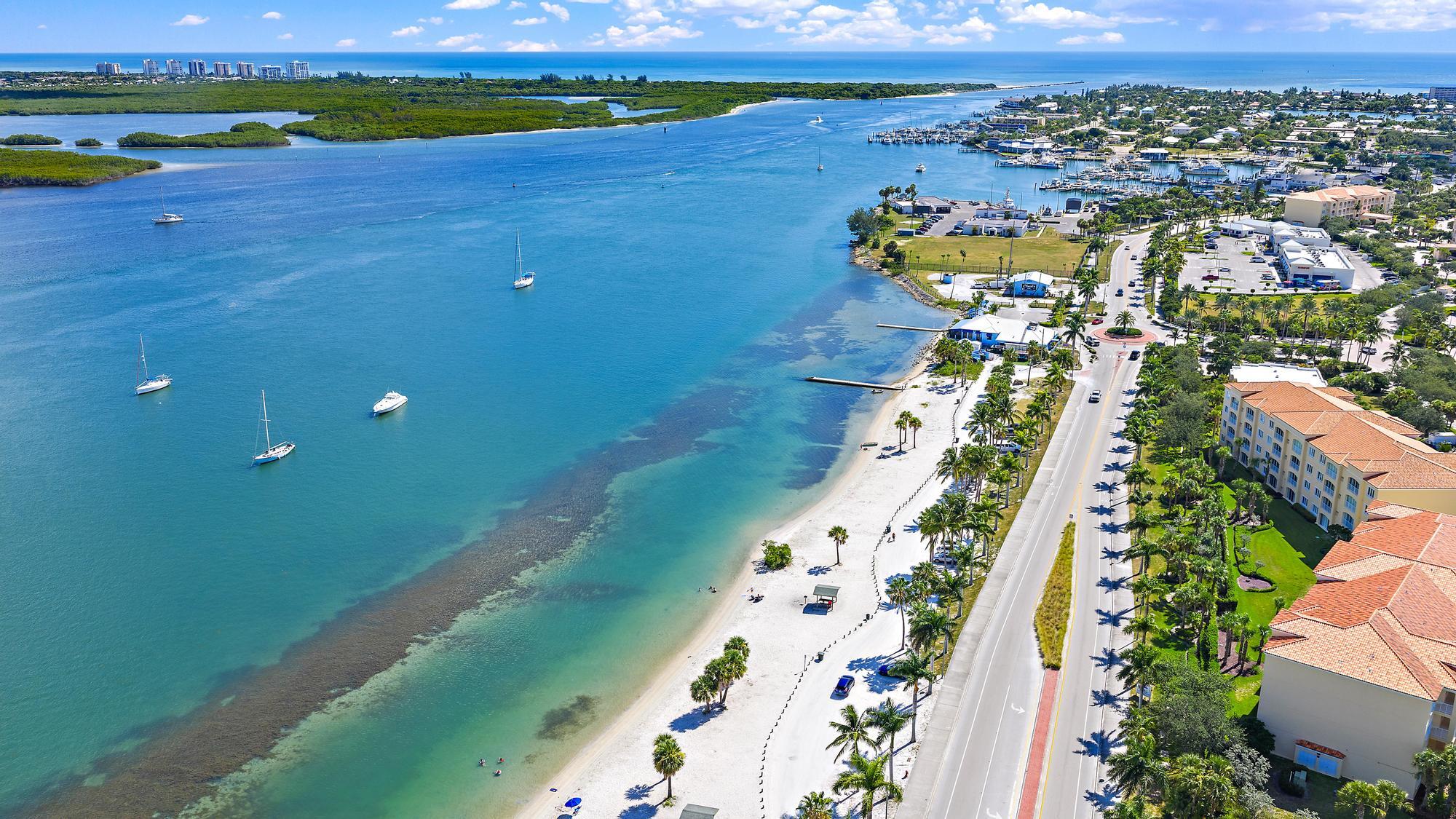 METES AND BOUNDS - Land