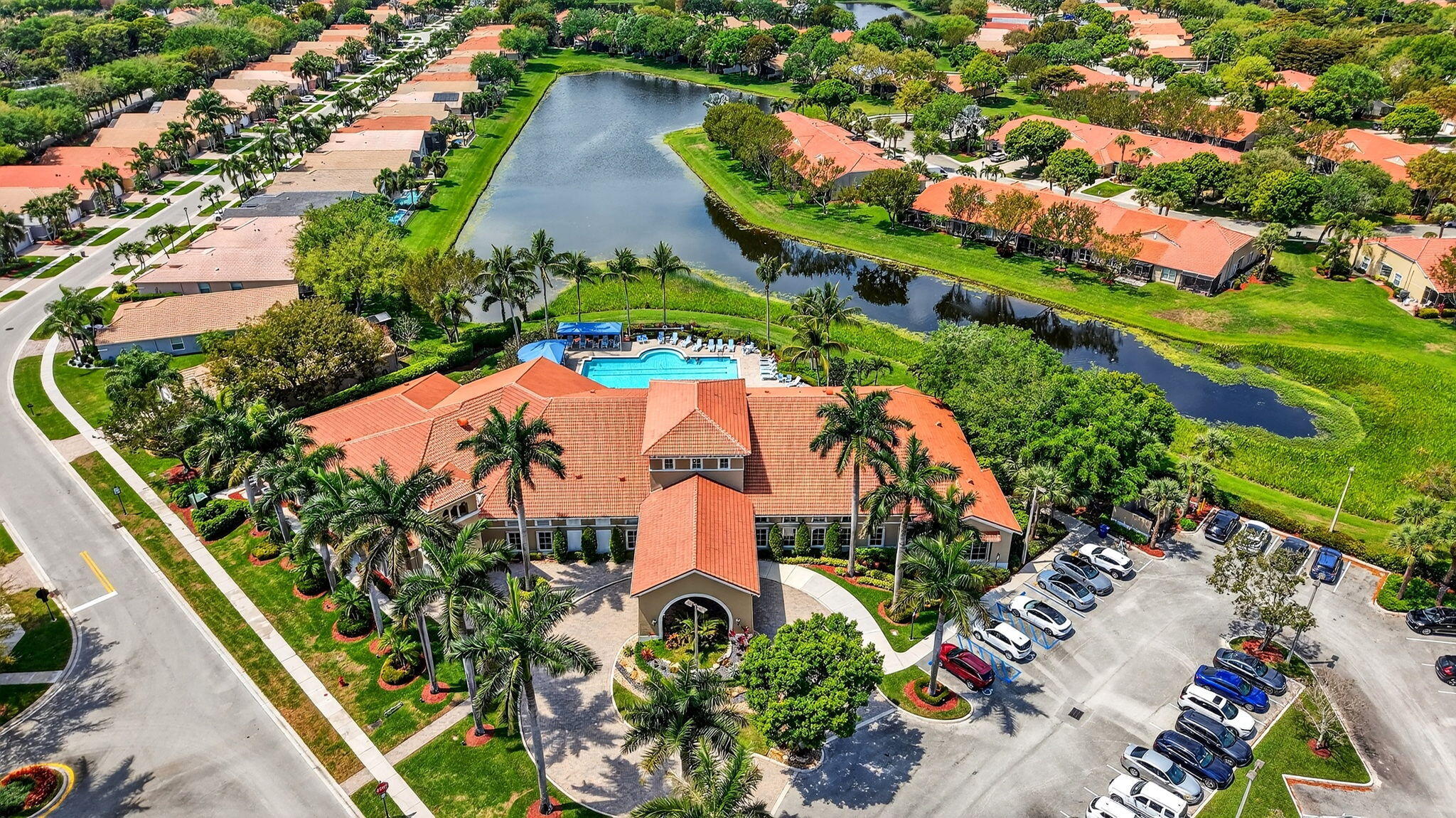 TUSCANY BAY - Residential