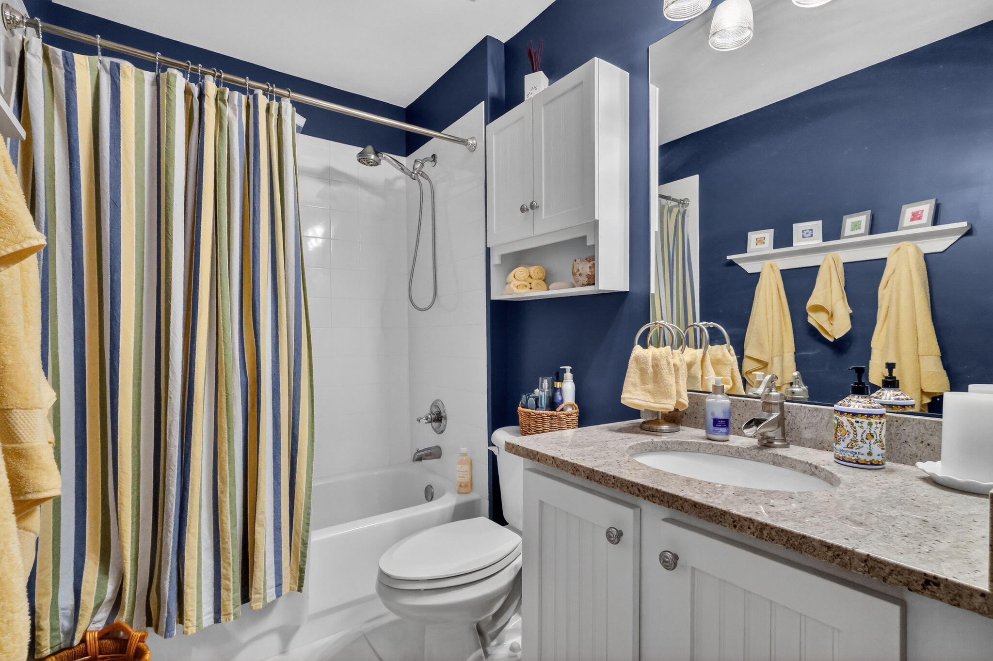 TUSCANY BAY - Residential