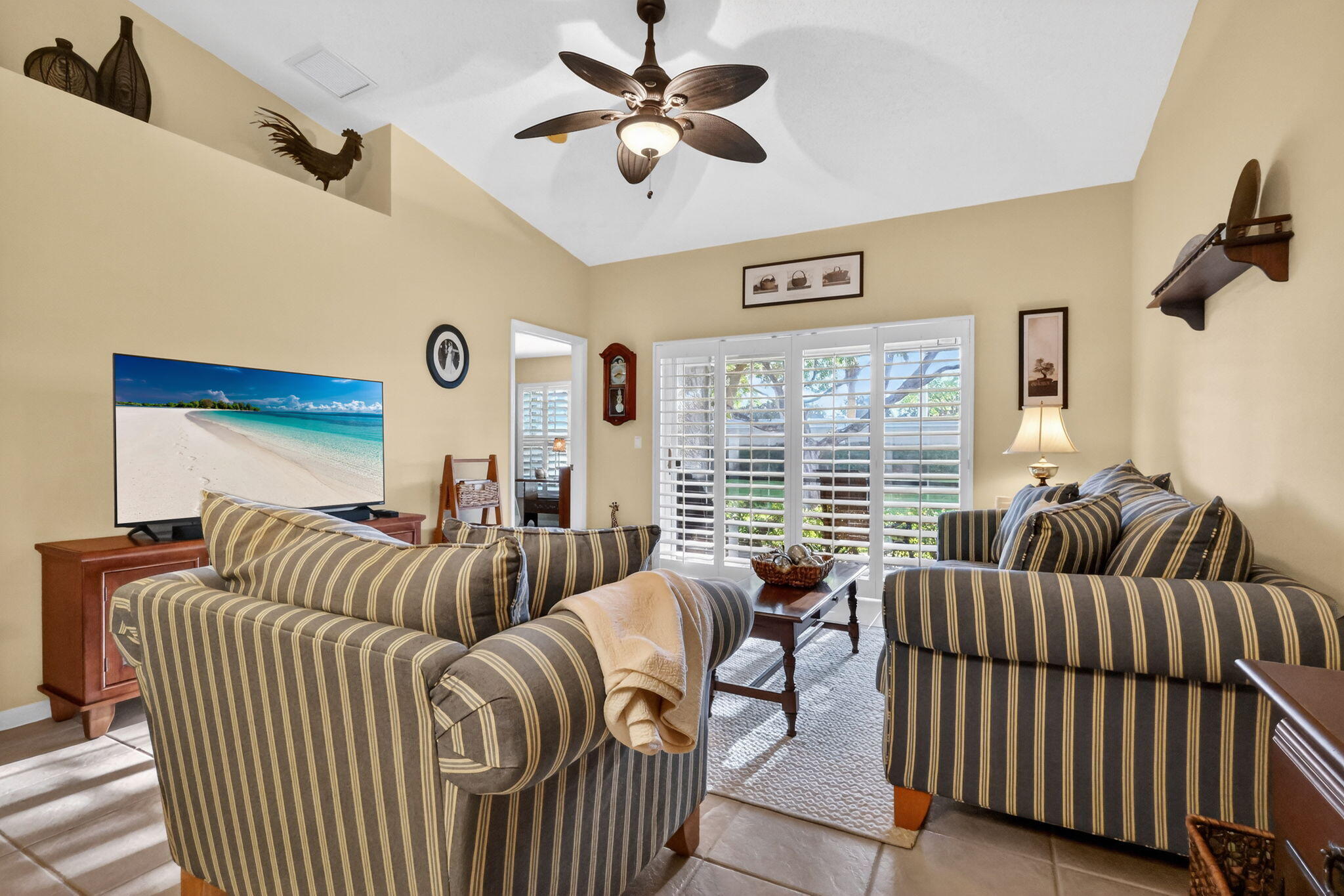 TUSCANY BAY - Residential