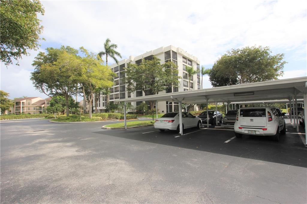 WELLESLEY PARK CONDO - Residential