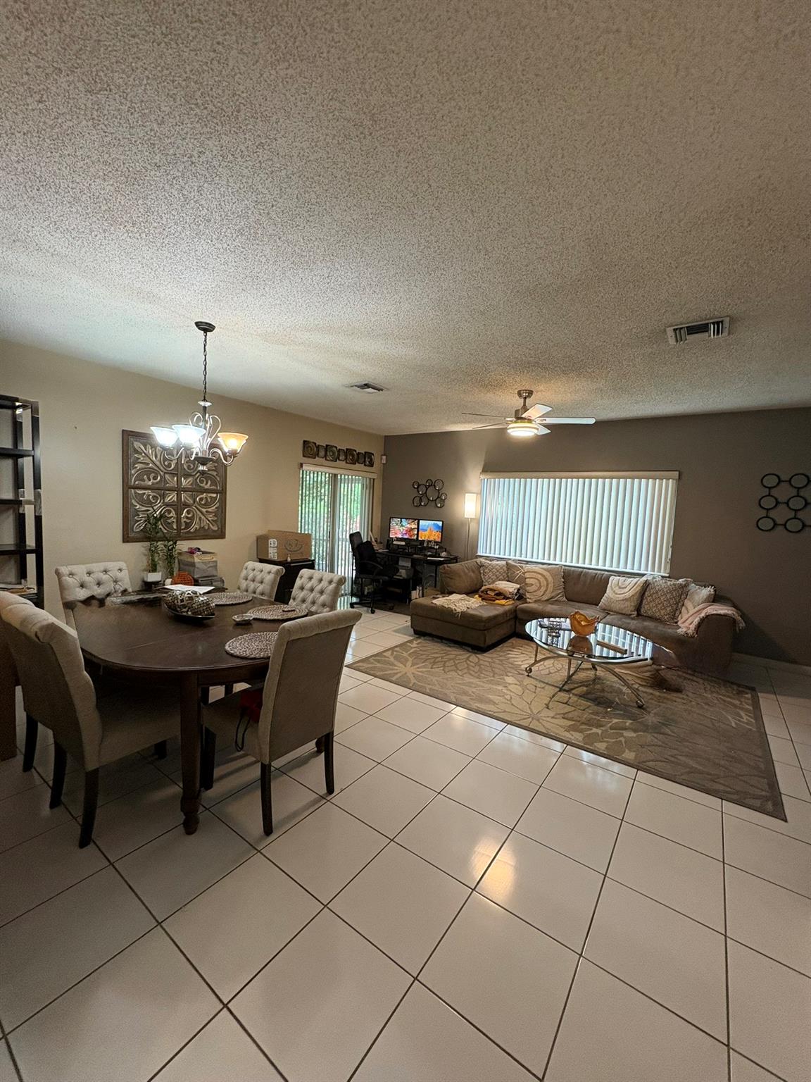 9521 Stanley Ln 9521, Tamarac, FL, 33321/$435,000 3 9521 Stanley Ln 9521