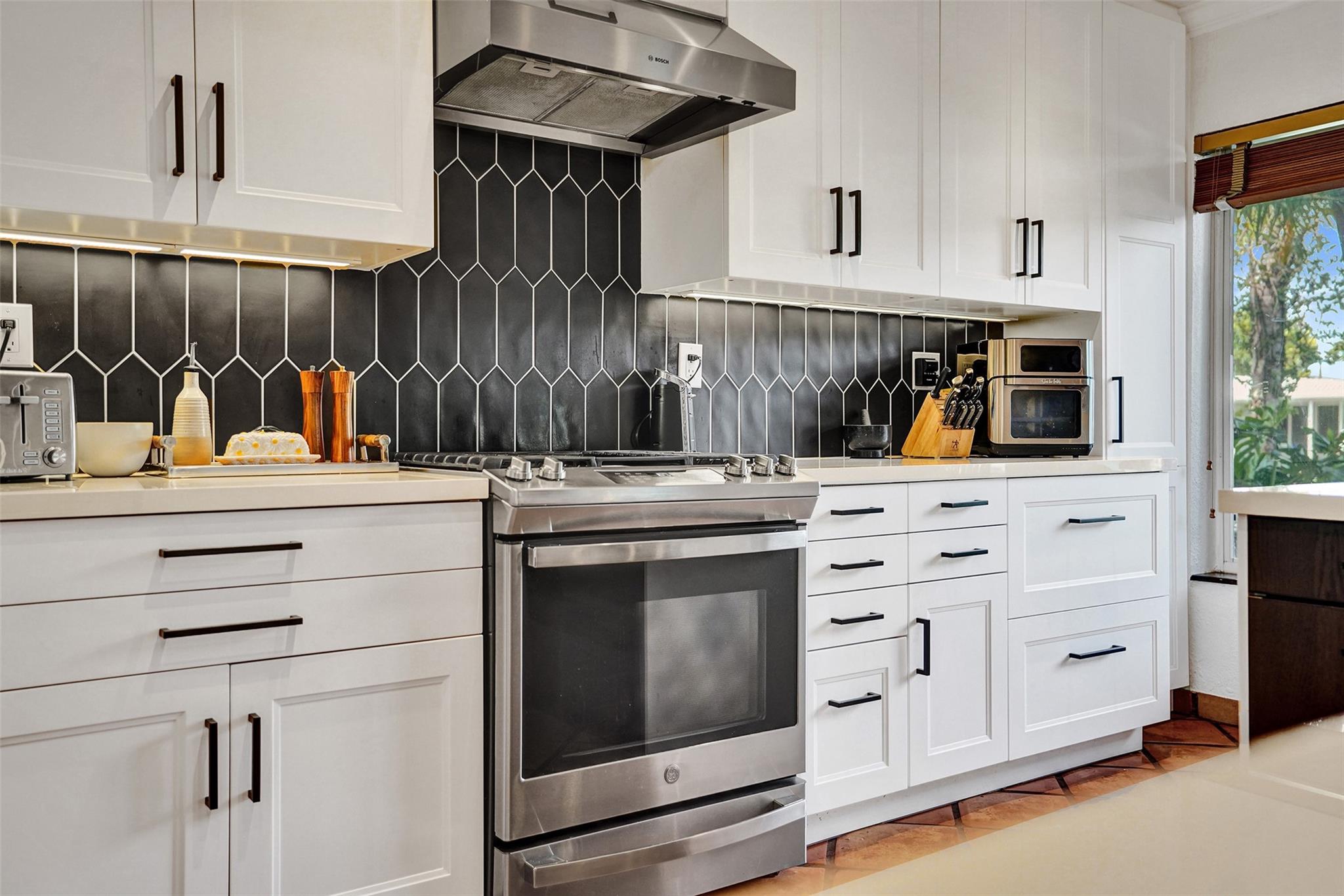 Babco Heights 43-38 B - Residential