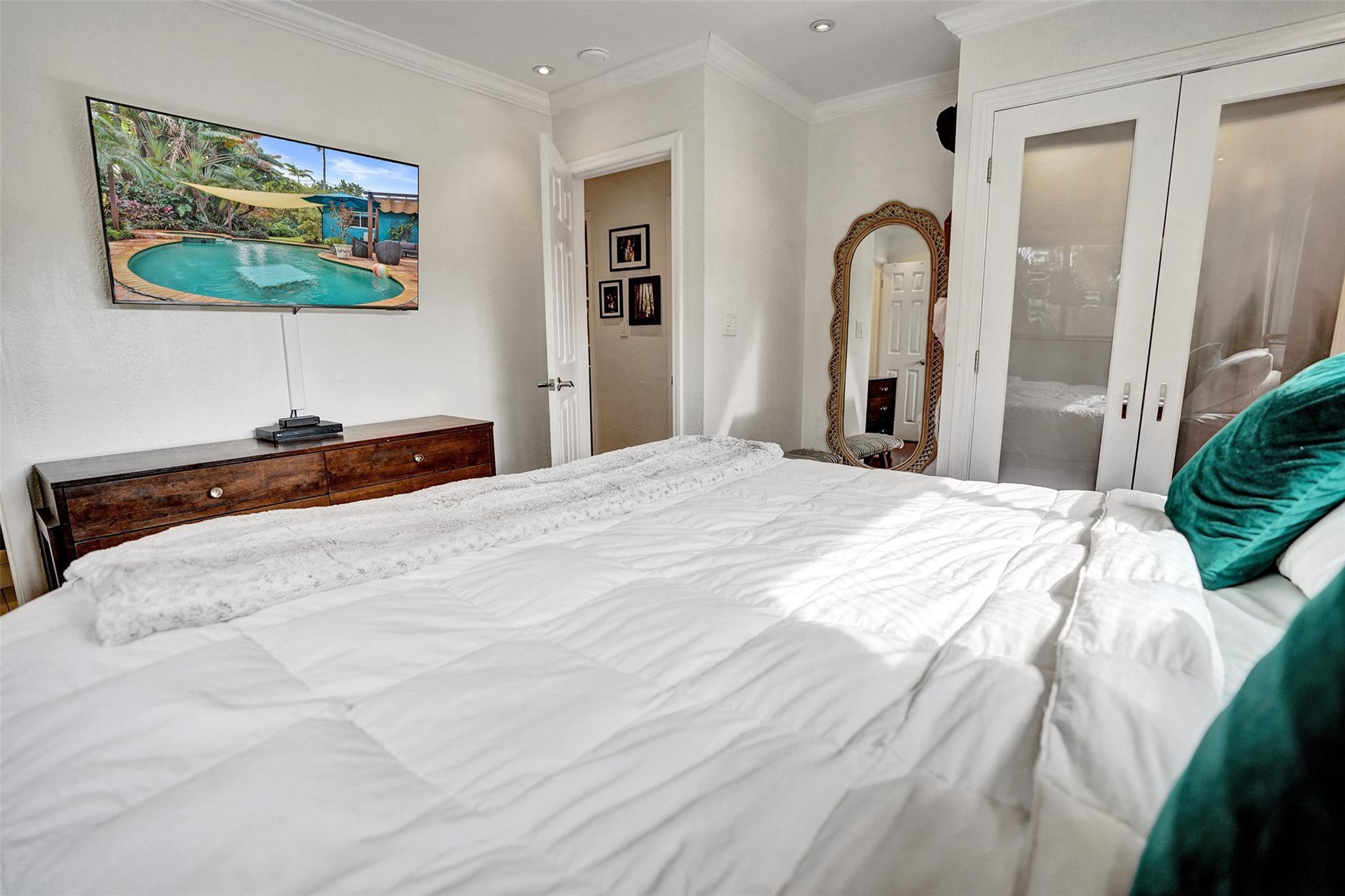 Babco Heights 43-38 B - Residential