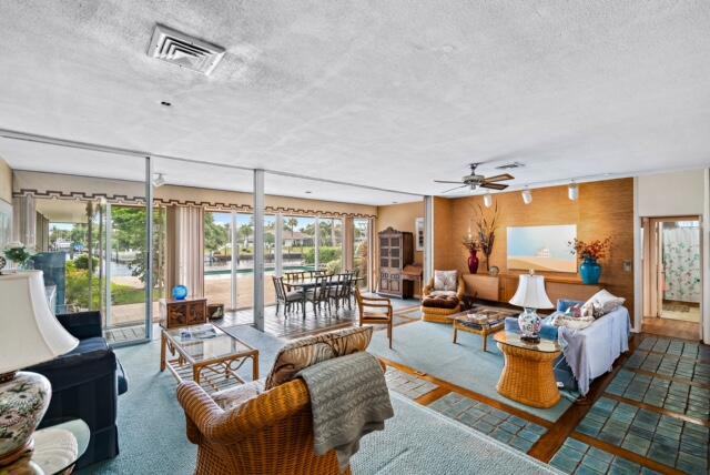 NORTH PALM BEACH VILLAGE - Residential