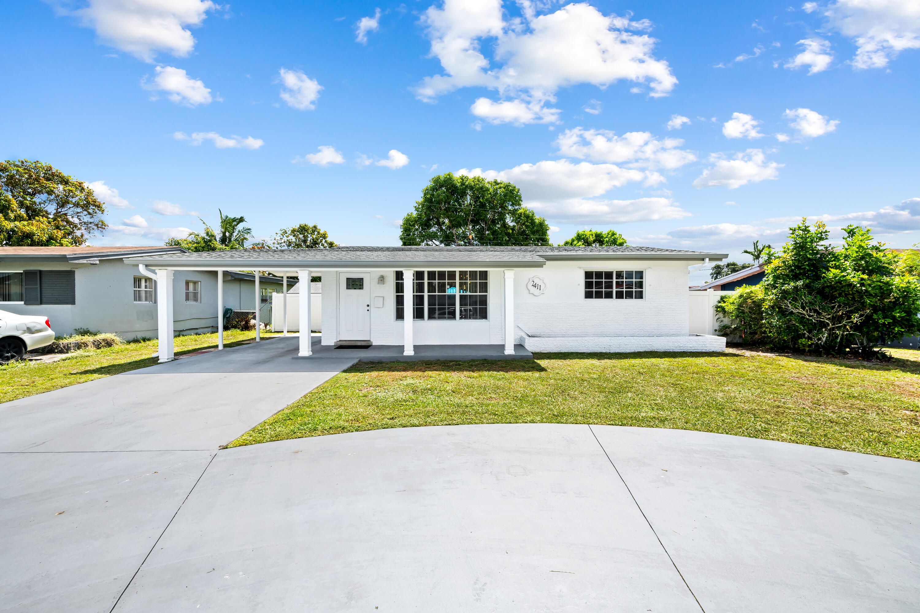 2411 Gulfstream Drive