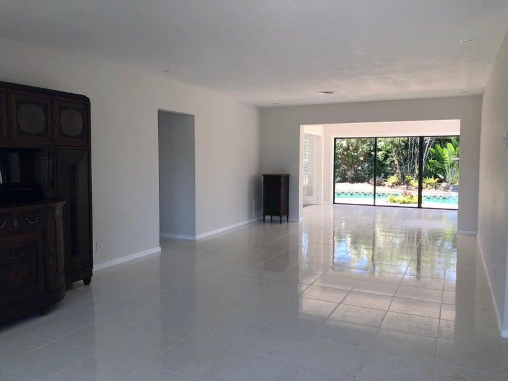 Photo of 434 NE 33rd Street, Boca Raton, FL 33431 (MLS # R11144994)