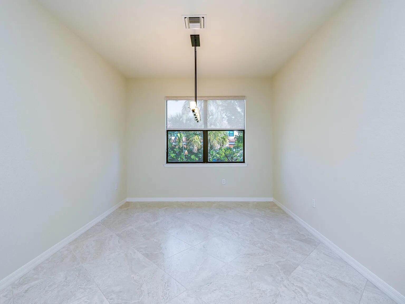 FIELDS AT GULFSTREAM POLO - Residential Lease