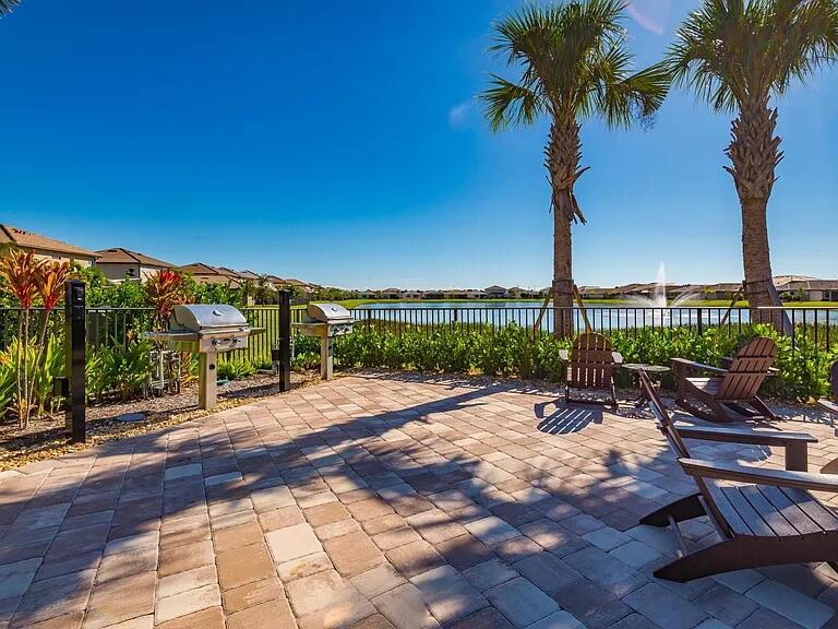 FIELDS AT GULFSTREAM POLO - Residential Lease