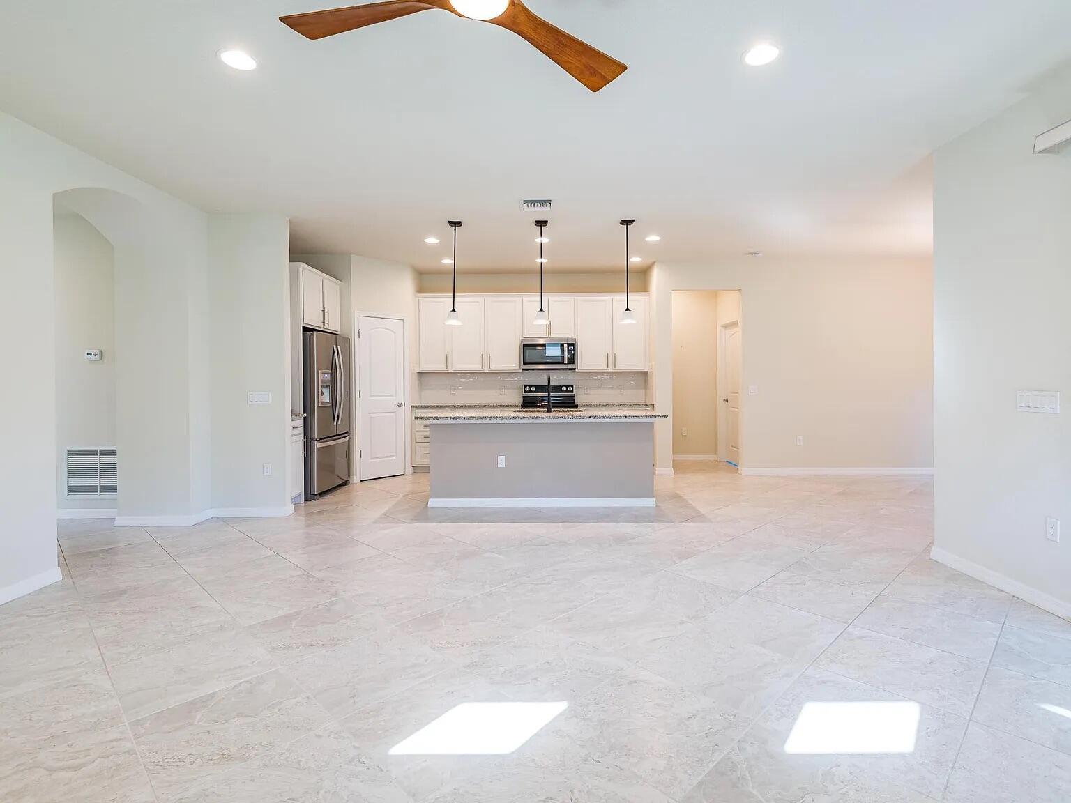 FIELDS AT GULFSTREAM POLO - Residential Lease