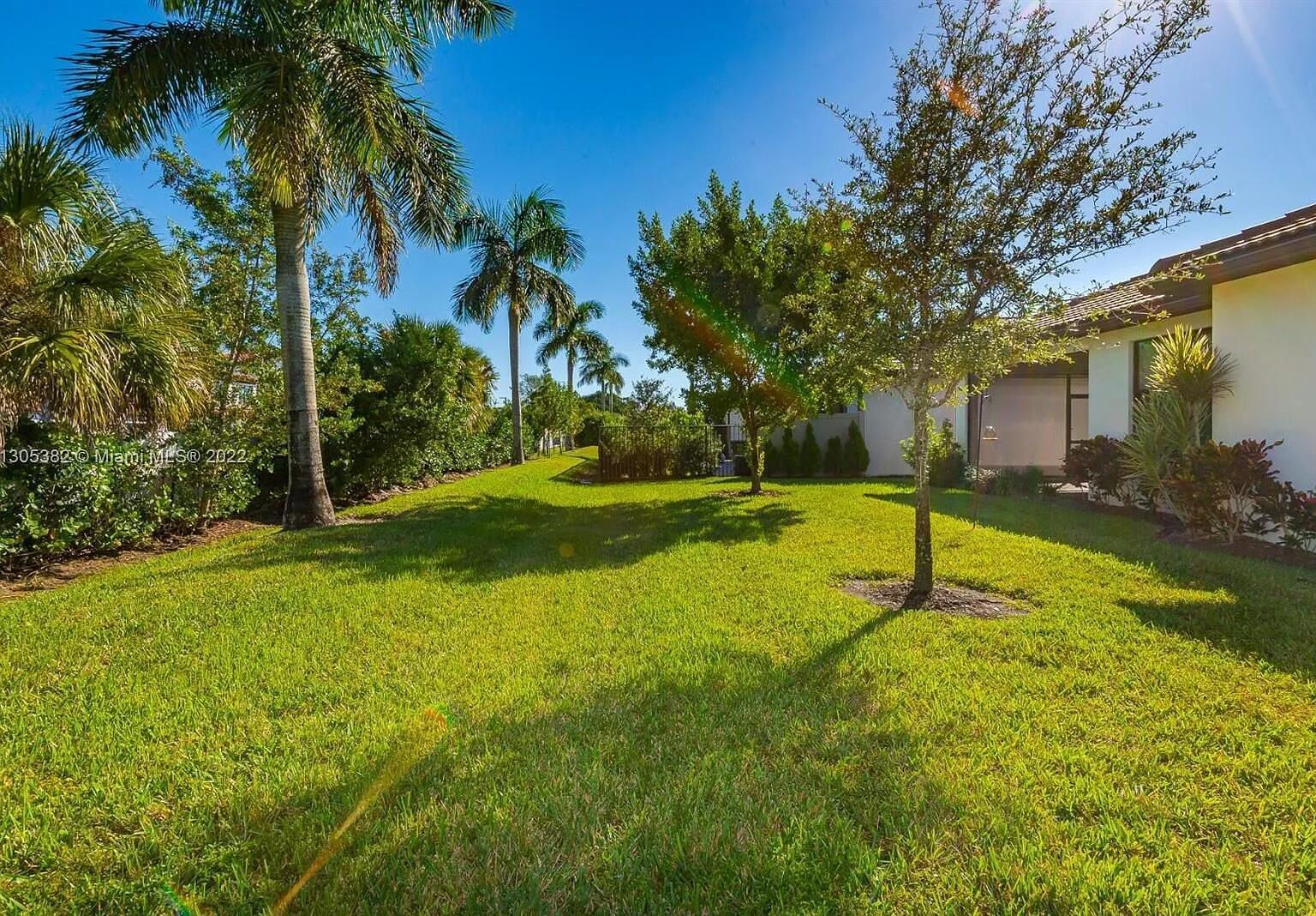 FIELDS AT GULFSTREAM POLO - Residential Lease