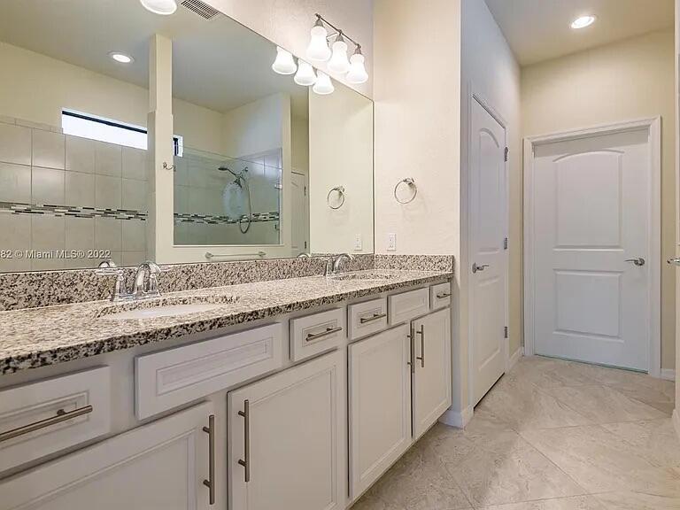 FIELDS AT GULFSTREAM POLO - Residential Lease