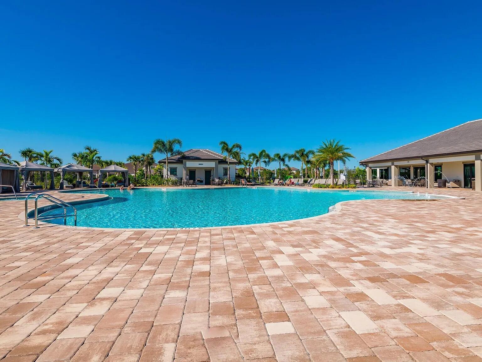 FIELDS AT GULFSTREAM POLO - Residential Lease