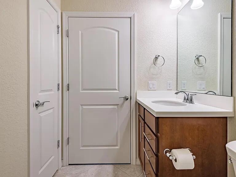 FIELDS AT GULFSTREAM POLO - Residential Lease