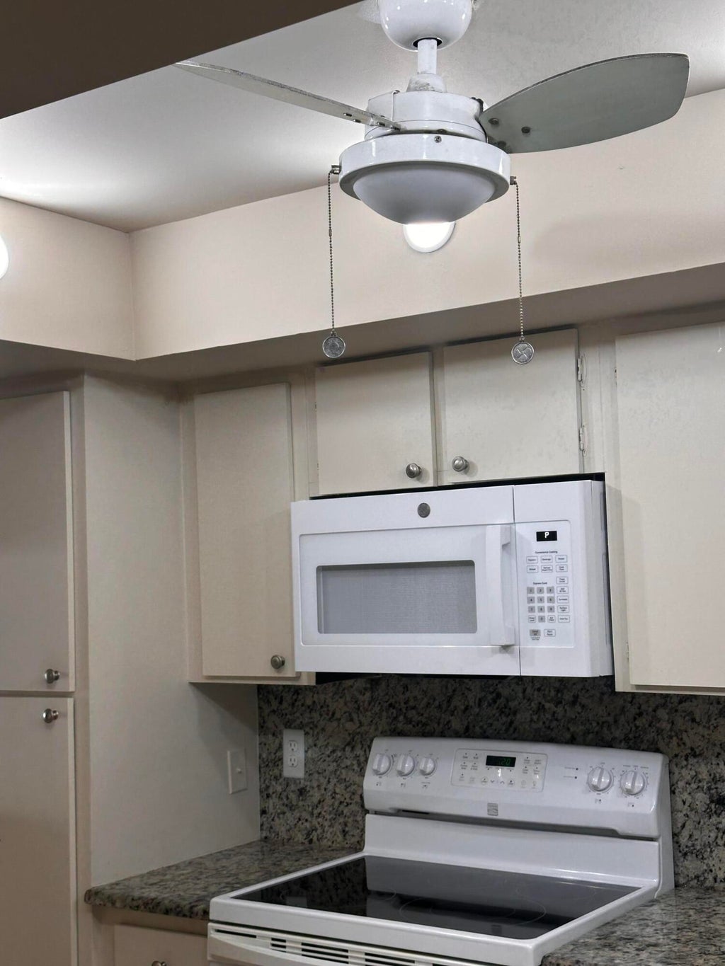 Photo of 3212 Strawflower Way #204, Lake Worth, FL 33467 (MLS # B26035598)