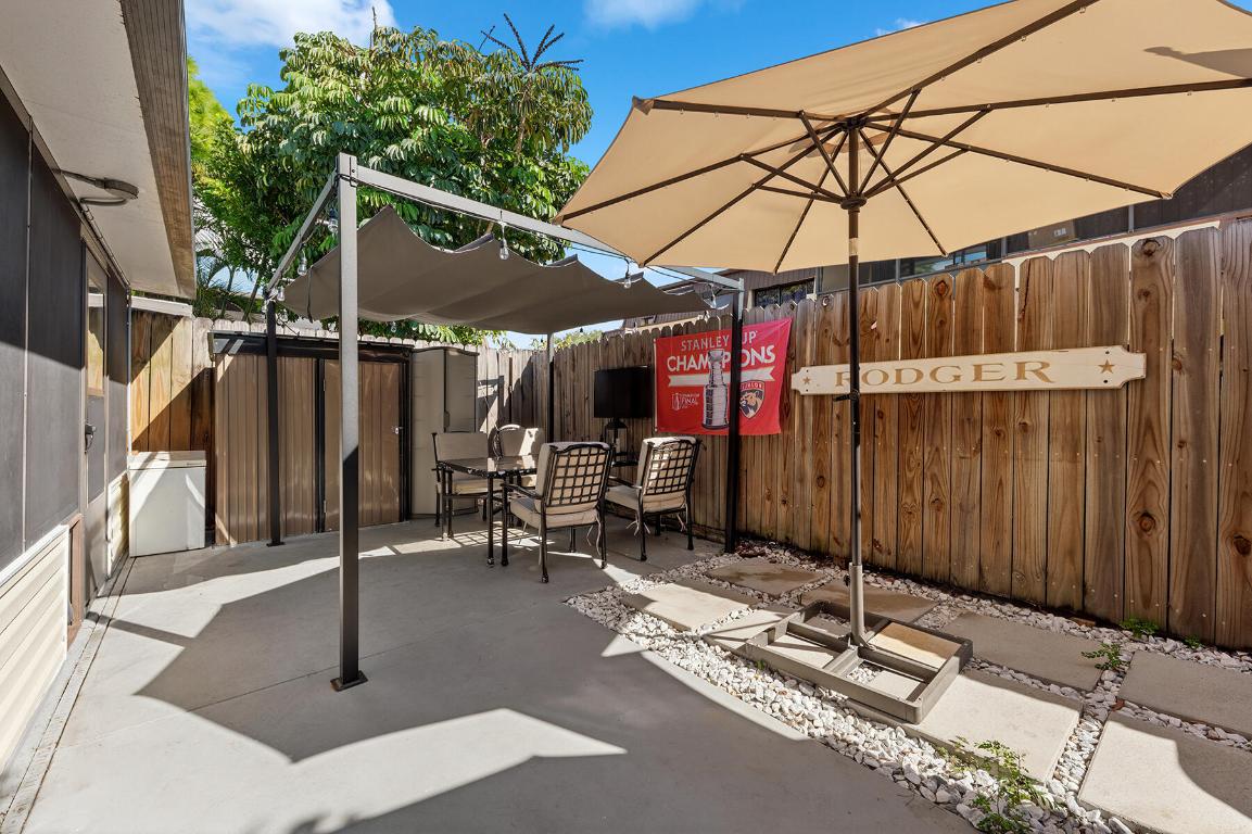 CEDAR GARDENS TOWNHOUSES - Residential Lease