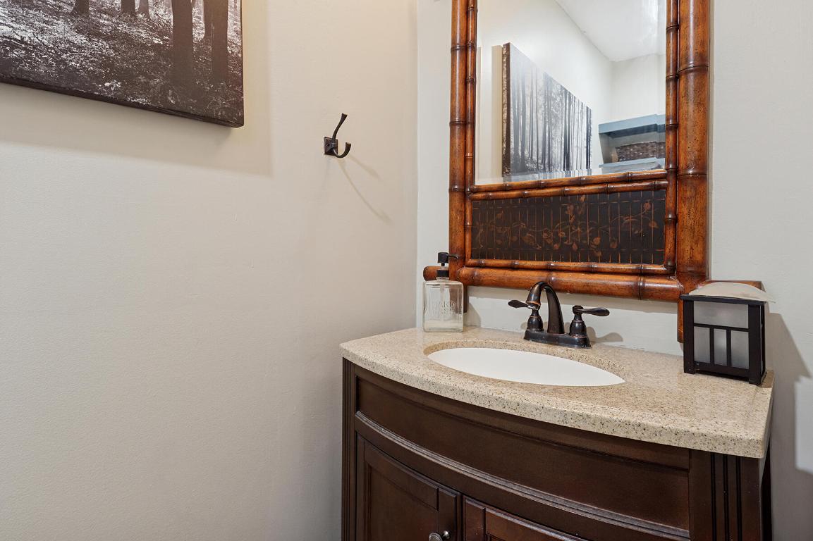 CEDAR GARDENS TOWNHOUSES - Residential Lease