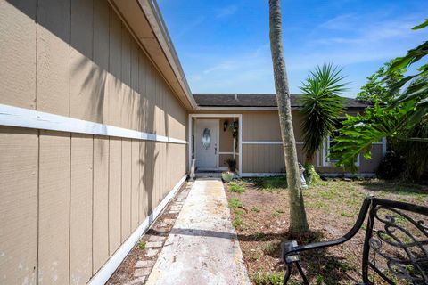 Single Family Residence in Port St Lucie FL 1062 Payne Avenue Ave 2.jpg