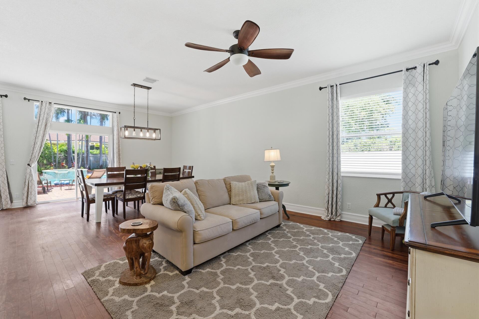 WINSTON TRAILS - Residential