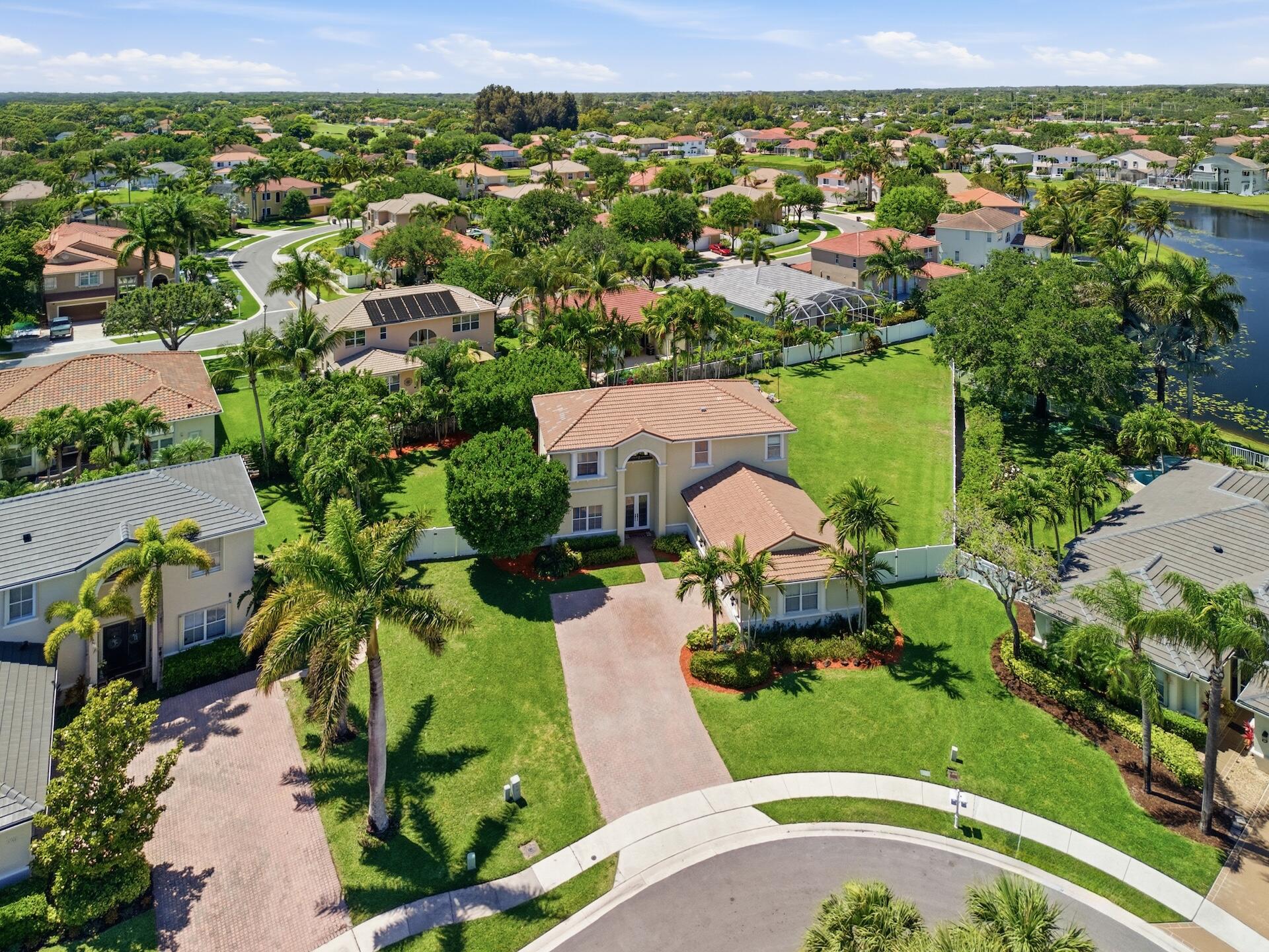 WINSTON TRAILS - Residential