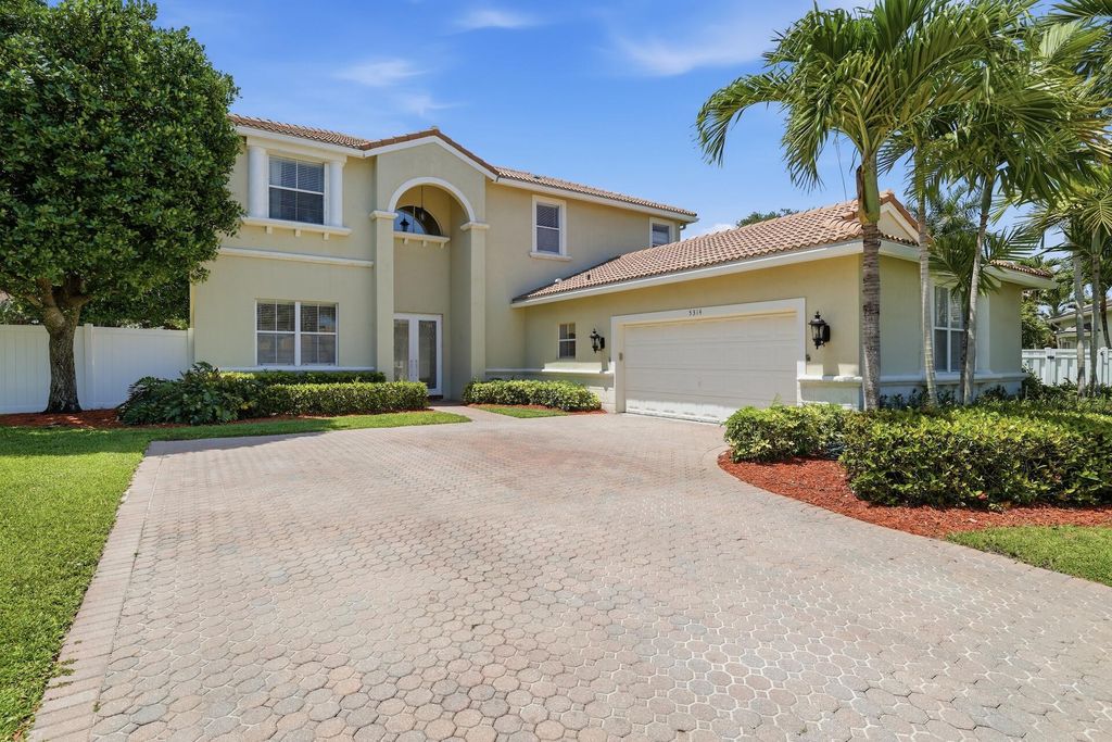 Photo of 5314 Indianwood Village Lane, Lake Worth, FL 33463 (MLS # B26021922)