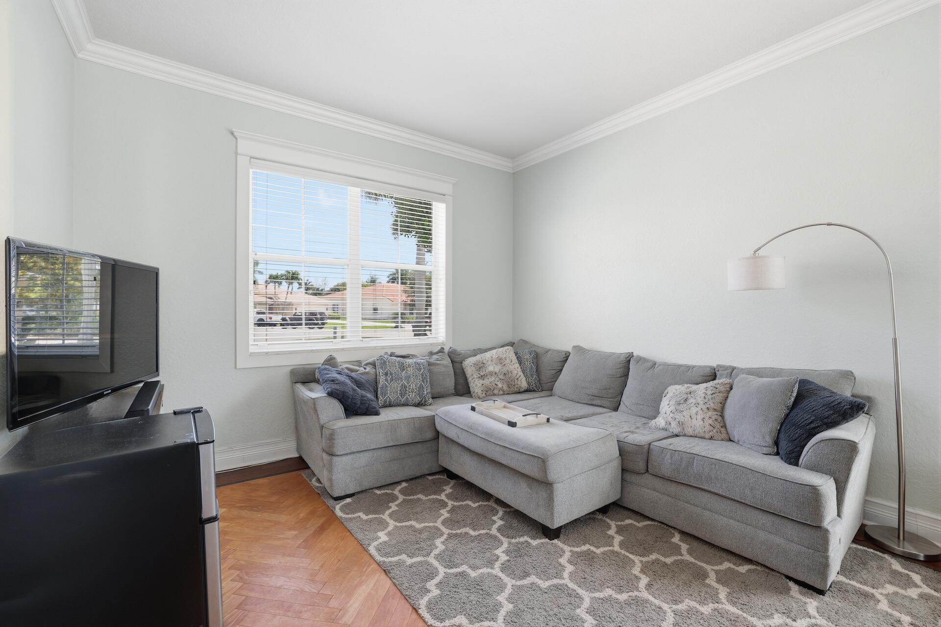 WINSTON TRAILS - Residential