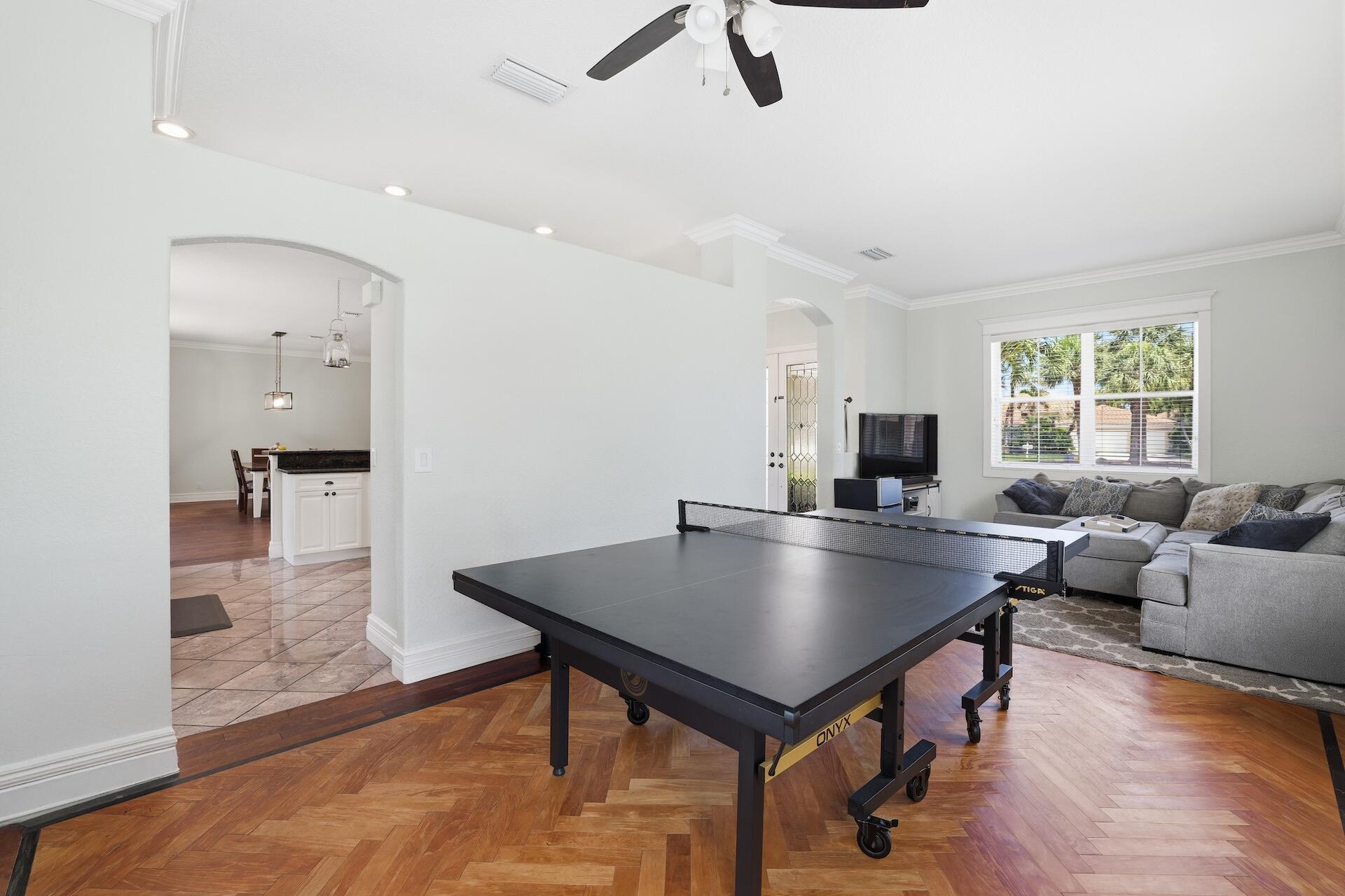 WINSTON TRAILS - Residential