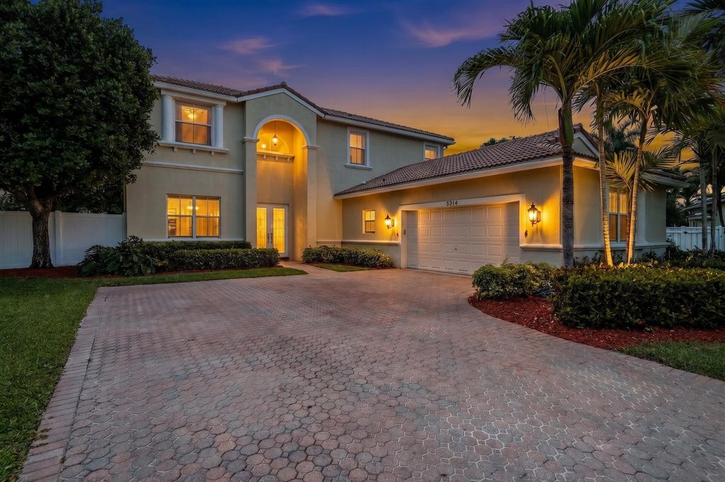 Photo of 5314 Indianwood Village Lane, Lake Worth, FL 33463 (MLS # B26021922)