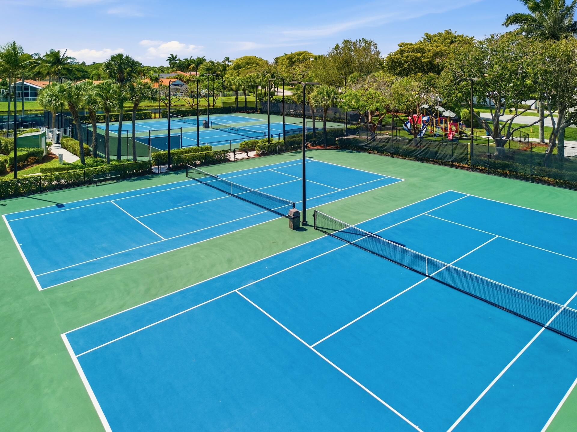 WINSTON TRAILS - Residential