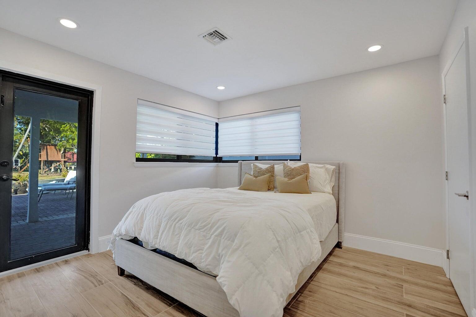 EASTWAY PARK - Residential