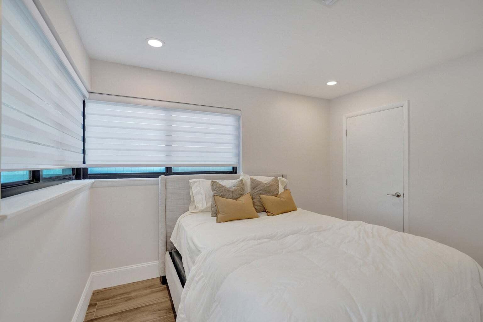 EASTWAY PARK - Residential