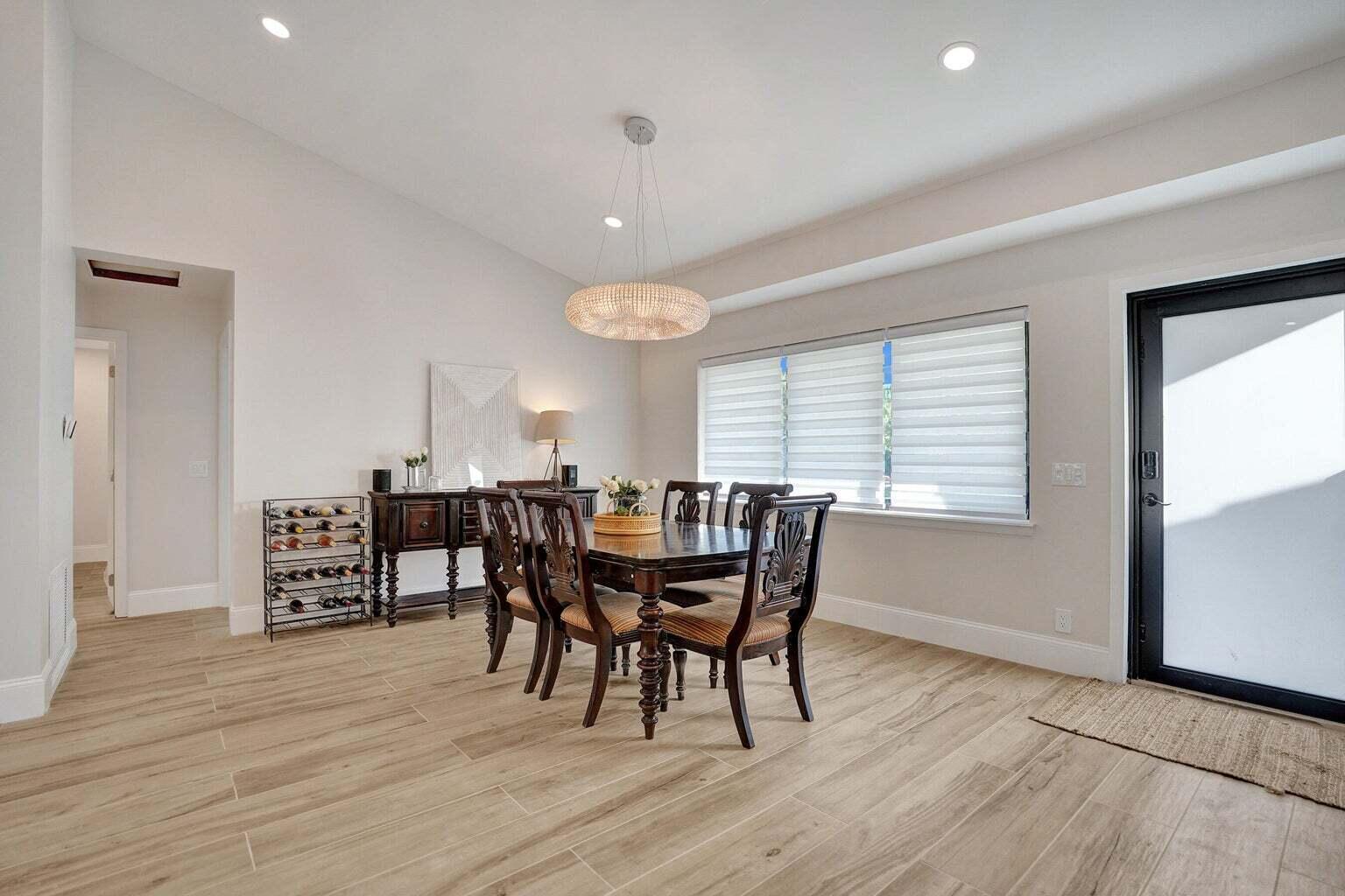 EASTWAY PARK - Residential