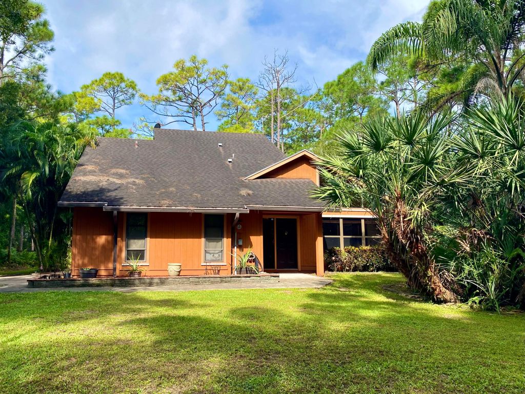 Photo of 18615 126th Terrace N Terrace N, Jupiter, FL 33478 (MLS # R11021166)
