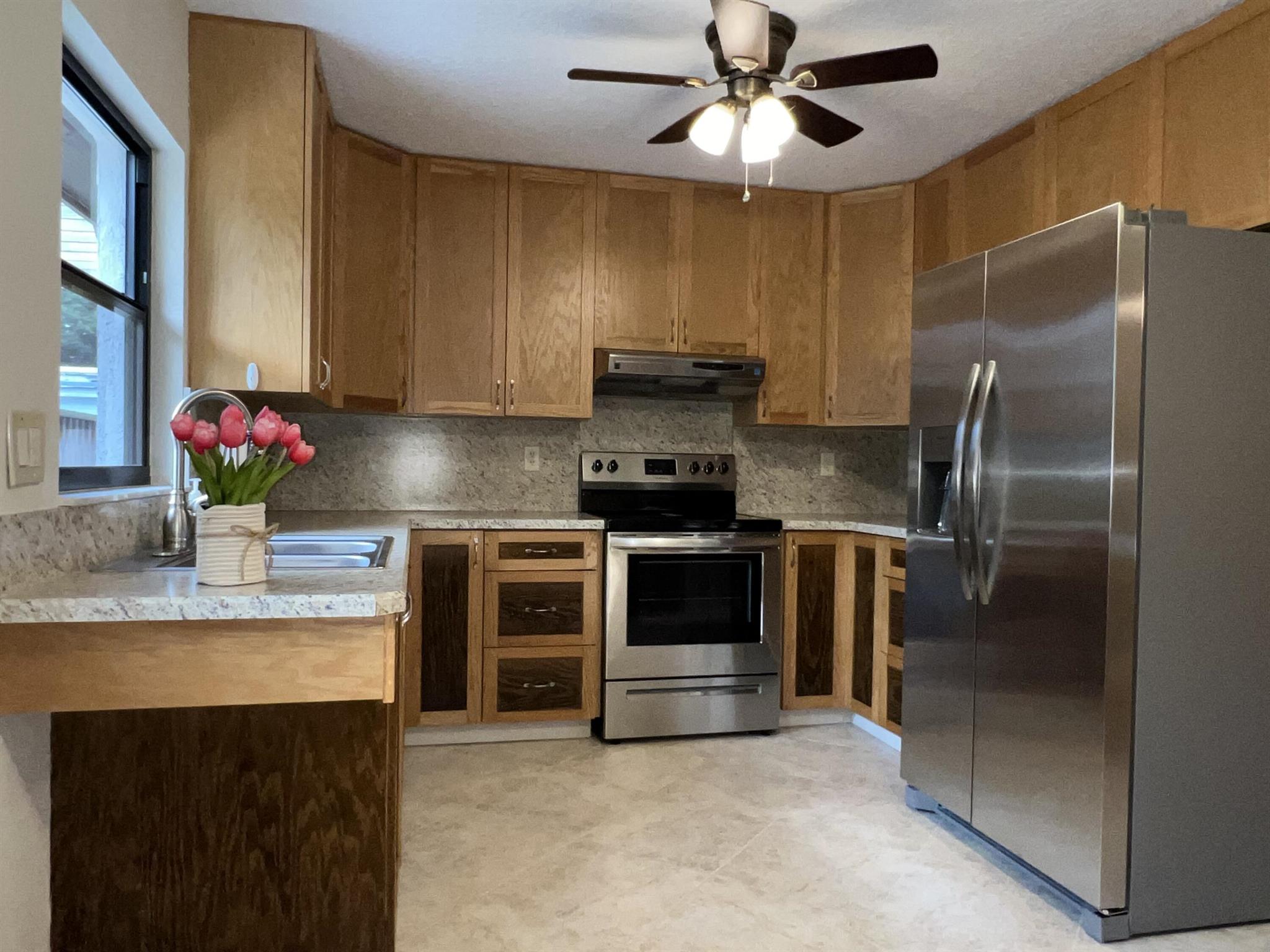 LAKE PARK MANOR IN - Residential Lease