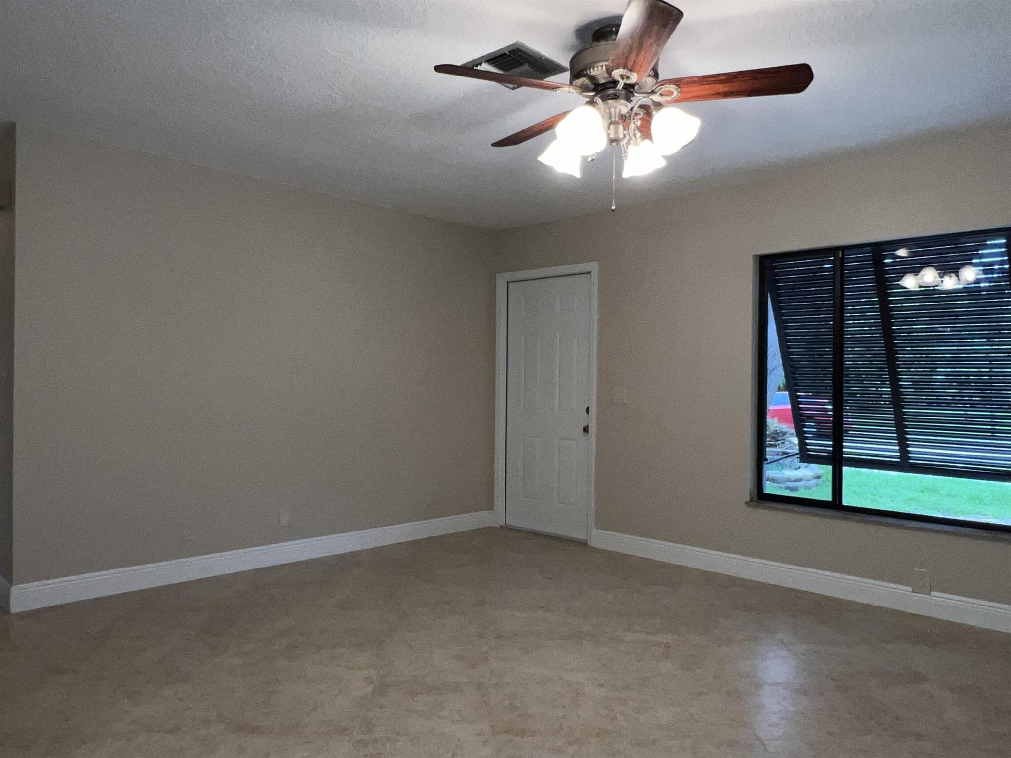 LAKE PARK MANOR IN - Residential Lease